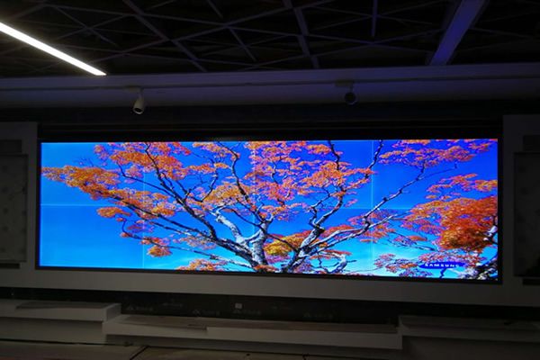 無縫拼接屏在城市售樓中心的應(yīng)用能起到哪些作用？