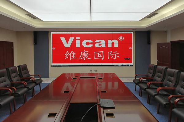 哪家無縫拼接屏廠家比較專業(yè)？