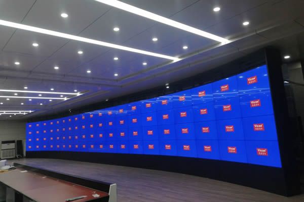 LCD拼接屏與LED顯示屏的區(qū)別有哪些，該如何選擇？