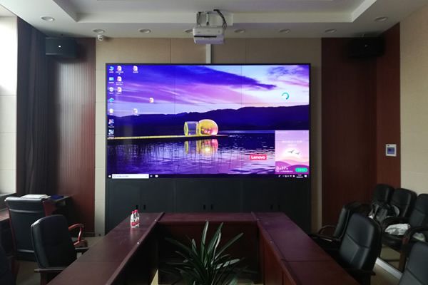 現(xiàn)代會議室使用哪種顯示大屏比較好？