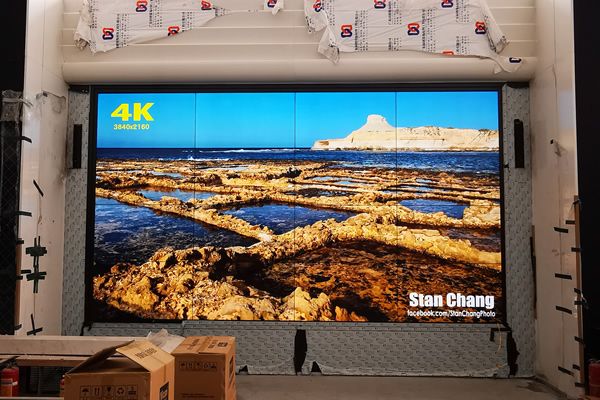 展館展廳場(chǎng)合的顯示大屏使用LED屏好，還是拼接屏好？