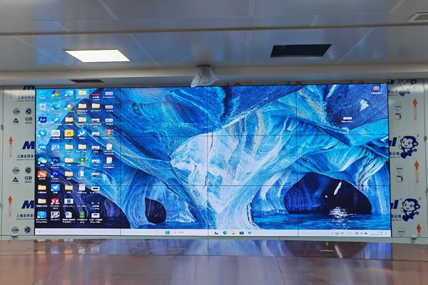 企業(yè)展廳使用液晶拼接屏好，還是LED顯示屏好？